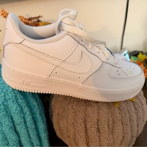 Nike White Low-Top Sneakers NWOT